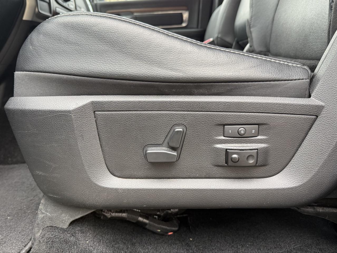 2013 RAM 1500 Laie Photo
