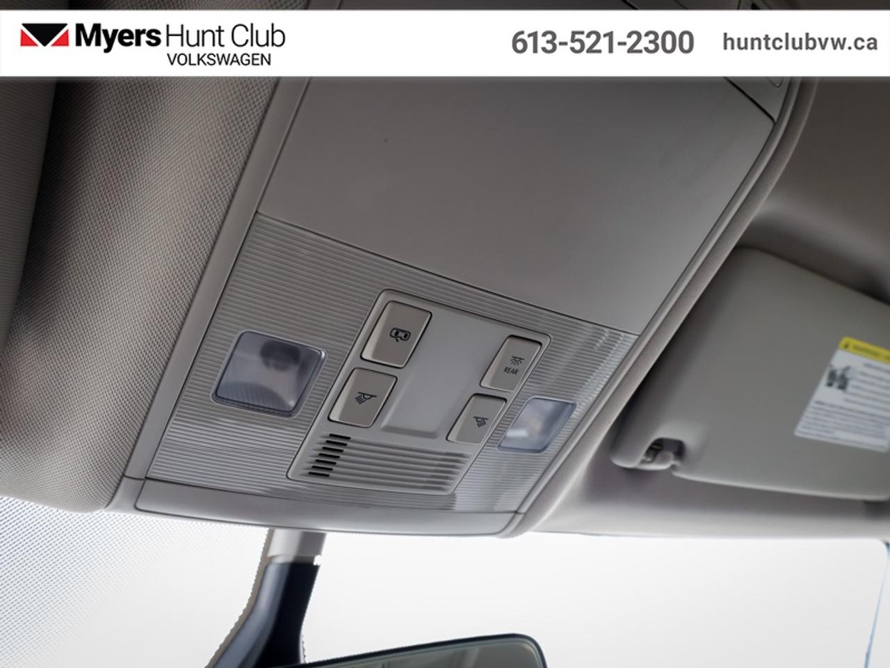 2023 Volkswagen Taos Trendline  - Certified - Heated Seats Photo