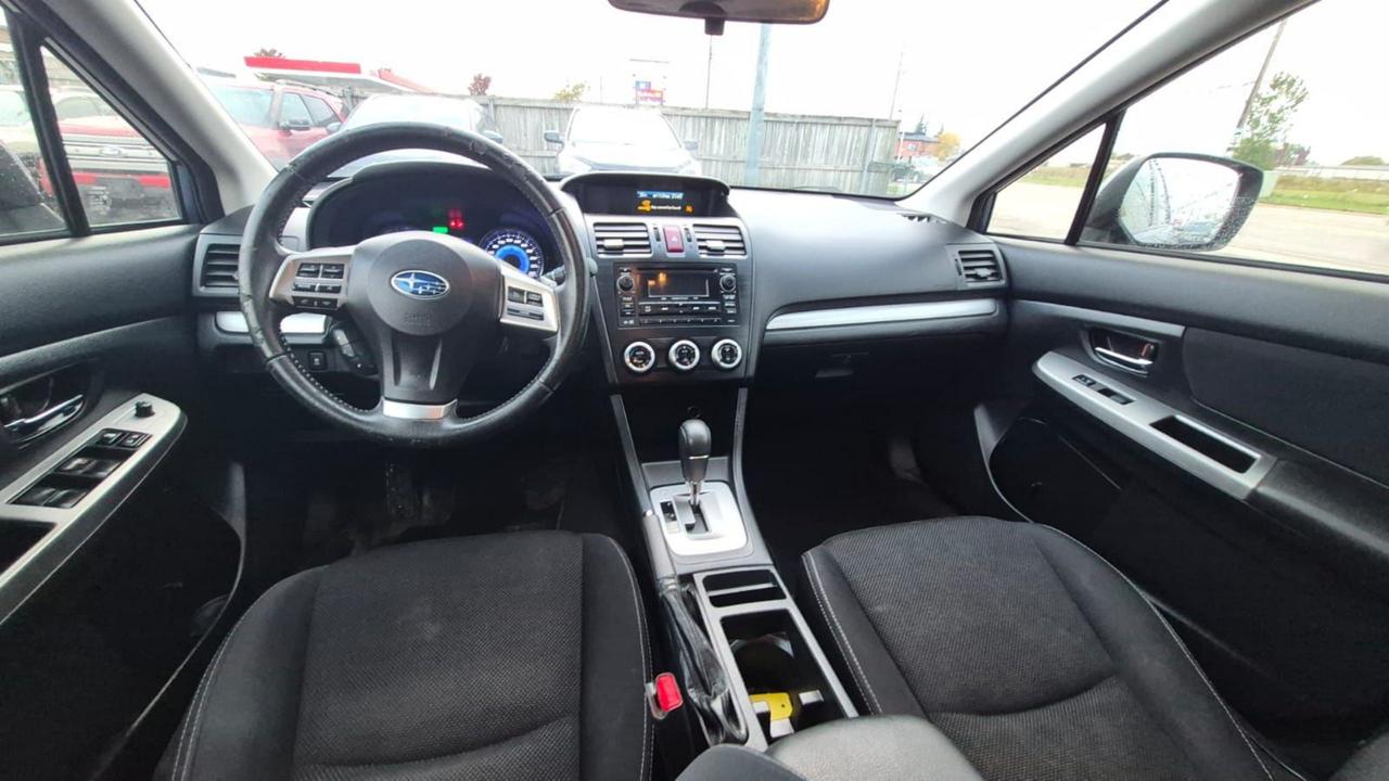 2014 Subaru XV Crosstrek TOURING, ALL WHEEL DRIVE, 190KMS, 4 CYL, CERT Photo