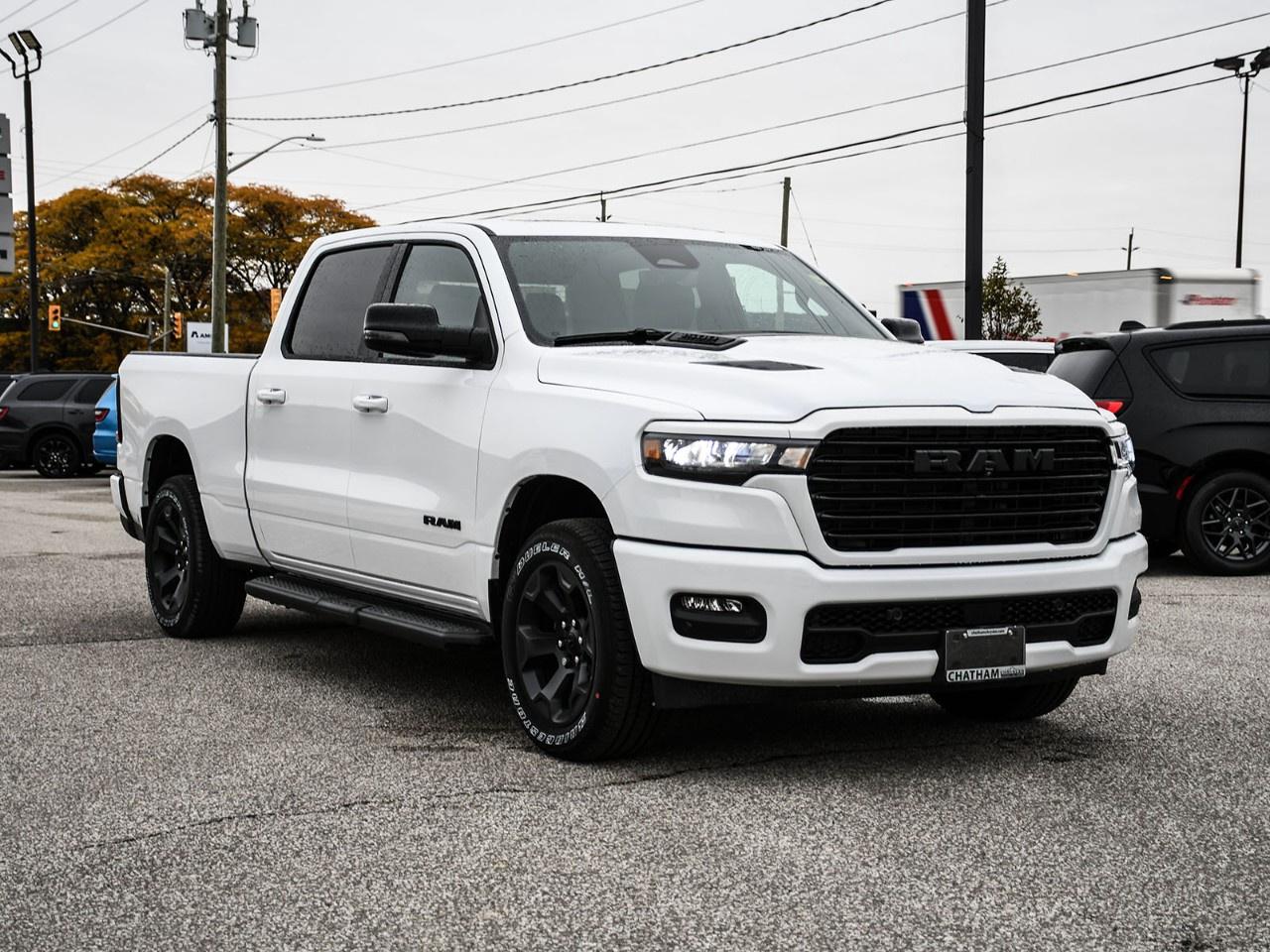 2026 RAM 1500 Sport 4x4 Crew Cab 6'4" Box Photo4