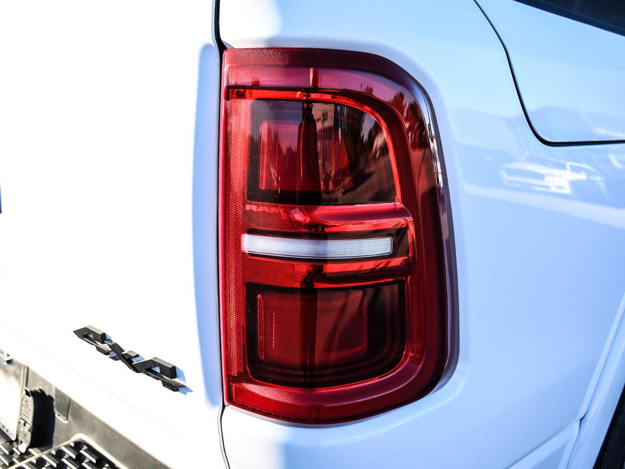 2027 RAM 1500  Photo