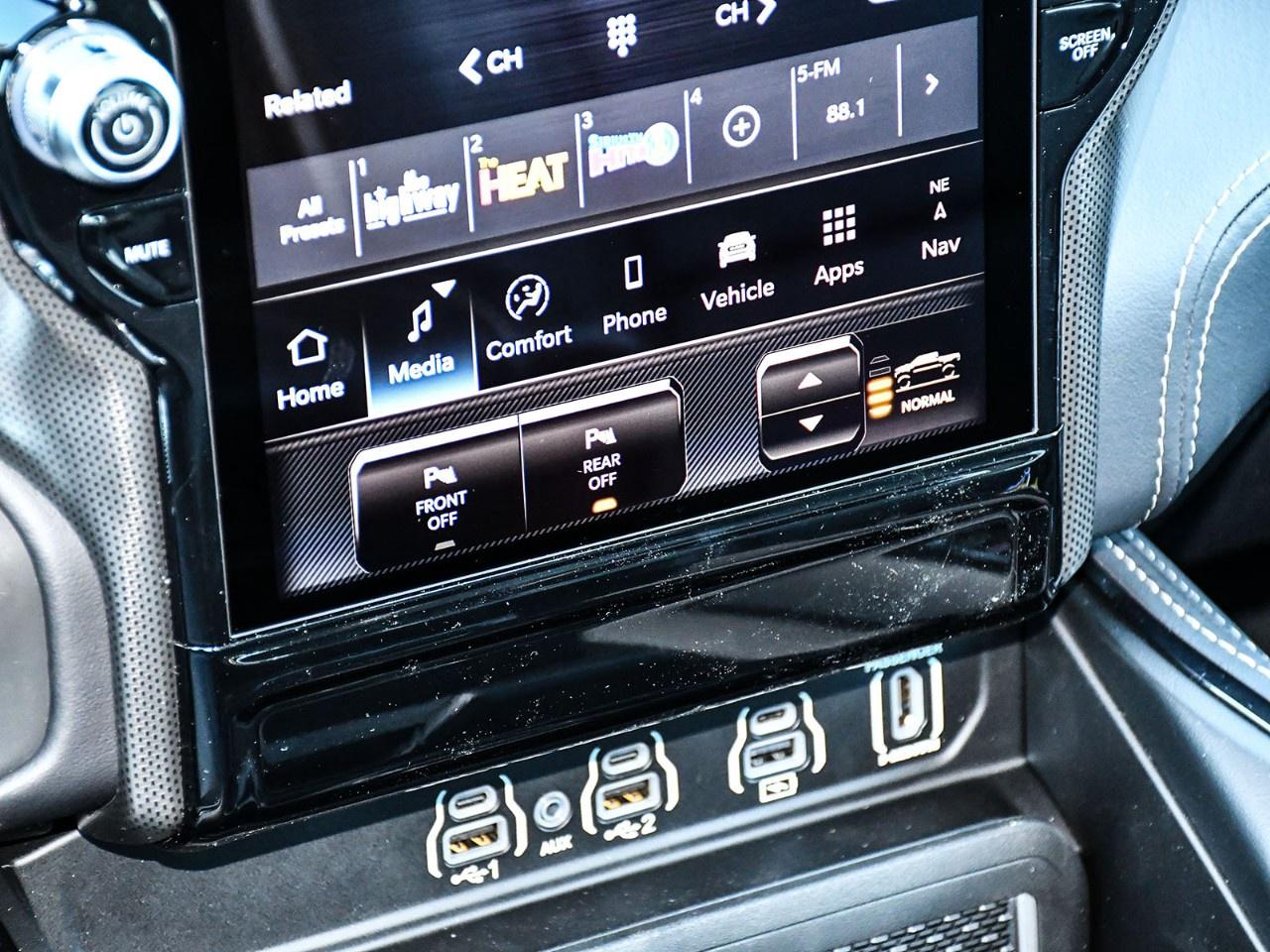 2027 RAM 1500  Photo