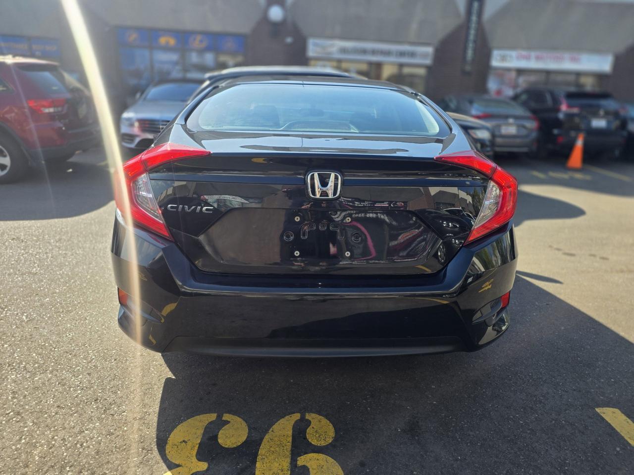 2016 Honda Civic LX Photo4