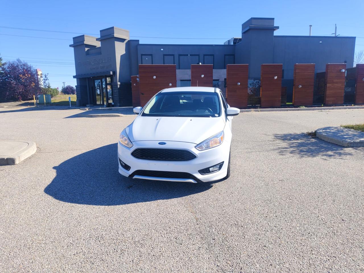 2018 Ford Focus SE - Photo #2