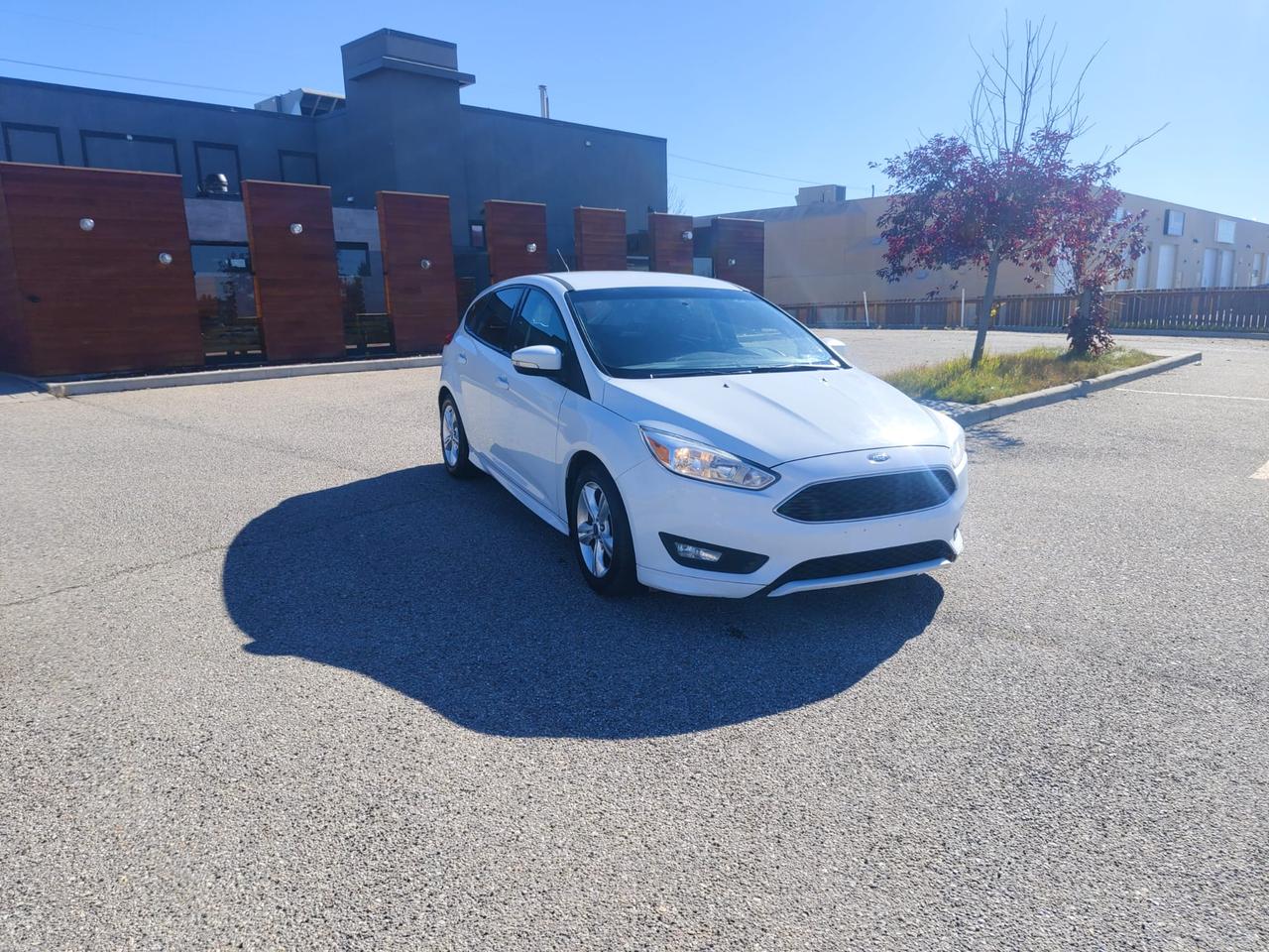 2018 Ford Focus SE - Photo #3