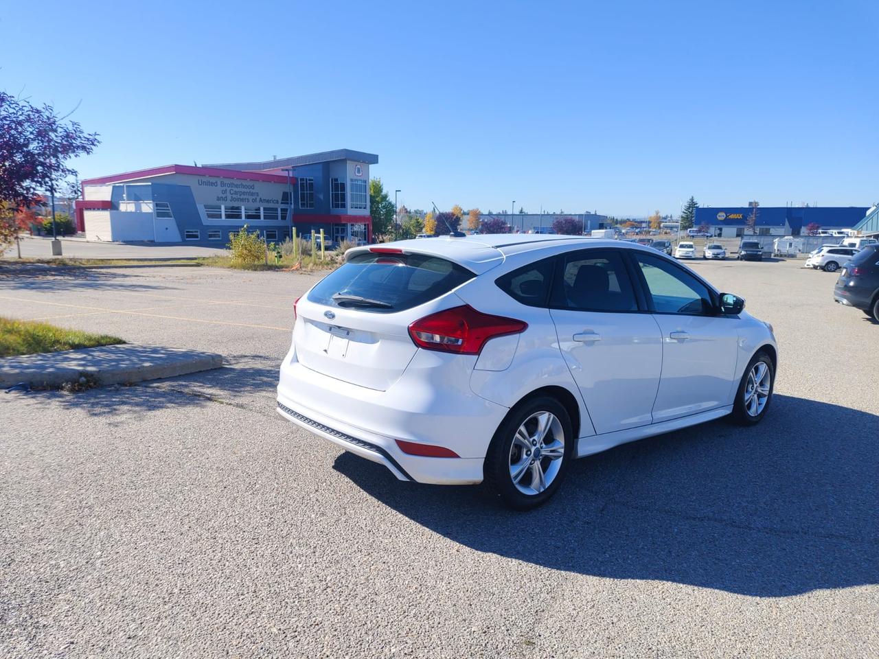 2018 Ford Focus SE - Photo #6