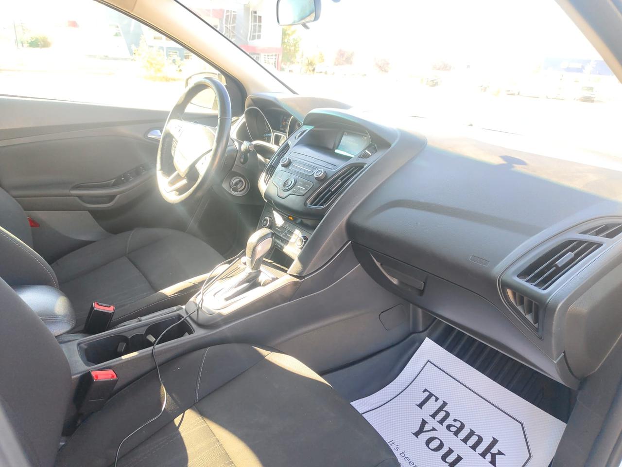 2018 Ford Focus SE - Photo #17