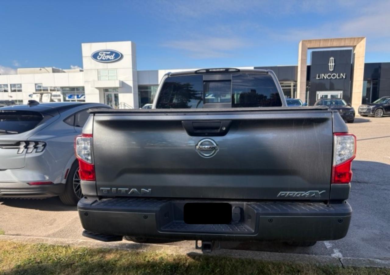 2018 Nissan Titan PRO-4X LUX PK|1 OWNER|LOW KM Photo4