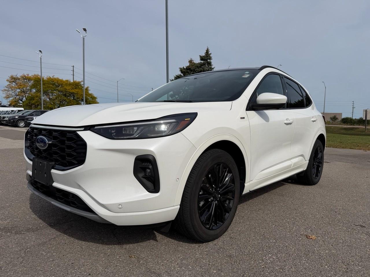 2024 Ford Escape ST-Line Elite 501A|*CPO*|PREM TECHPK|TOW|NAV|NO ACCIDENT|1 OWNER Photo2
