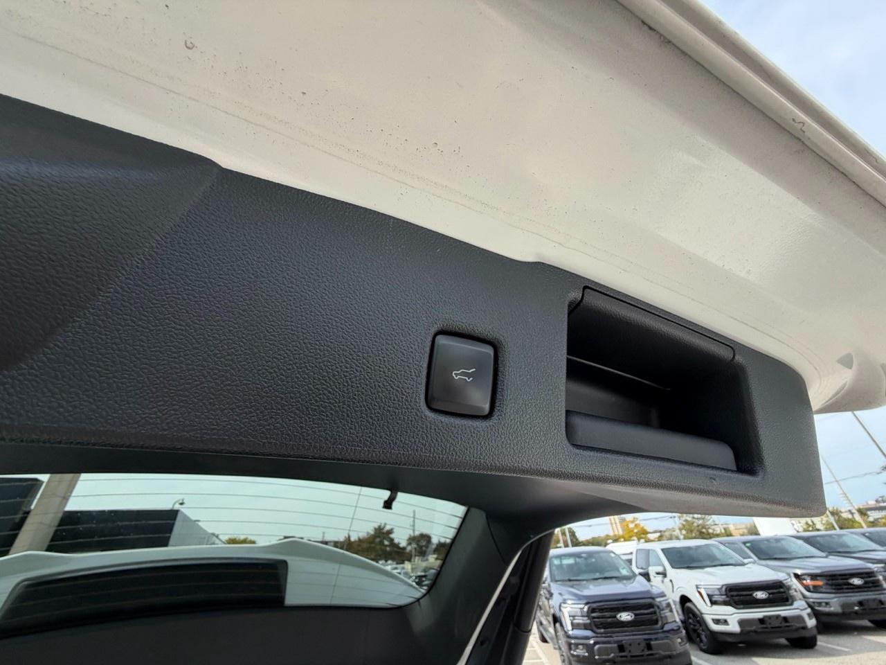 2024 Ford Escape ST-Line Elite 501A|*CPO*|PREM TECHPK|TOW|NAV|NO ACCIDENT|1 OWNER Photo