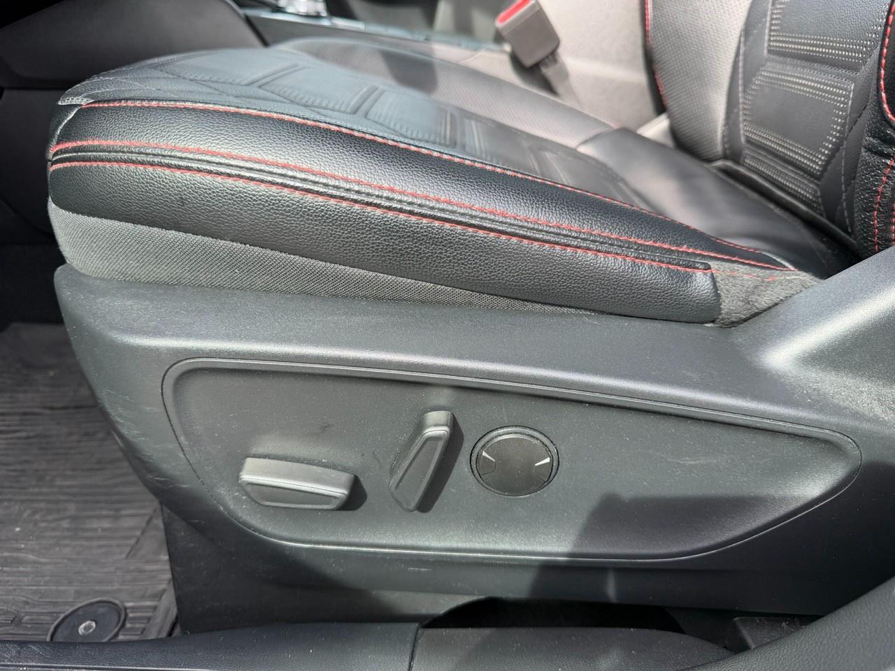 2024 Ford Escape ST-Line Elite 501A|*CPO*|PREM TECHPK|TOW|NAV|NO ACCIDENT|1 OWNER Photo