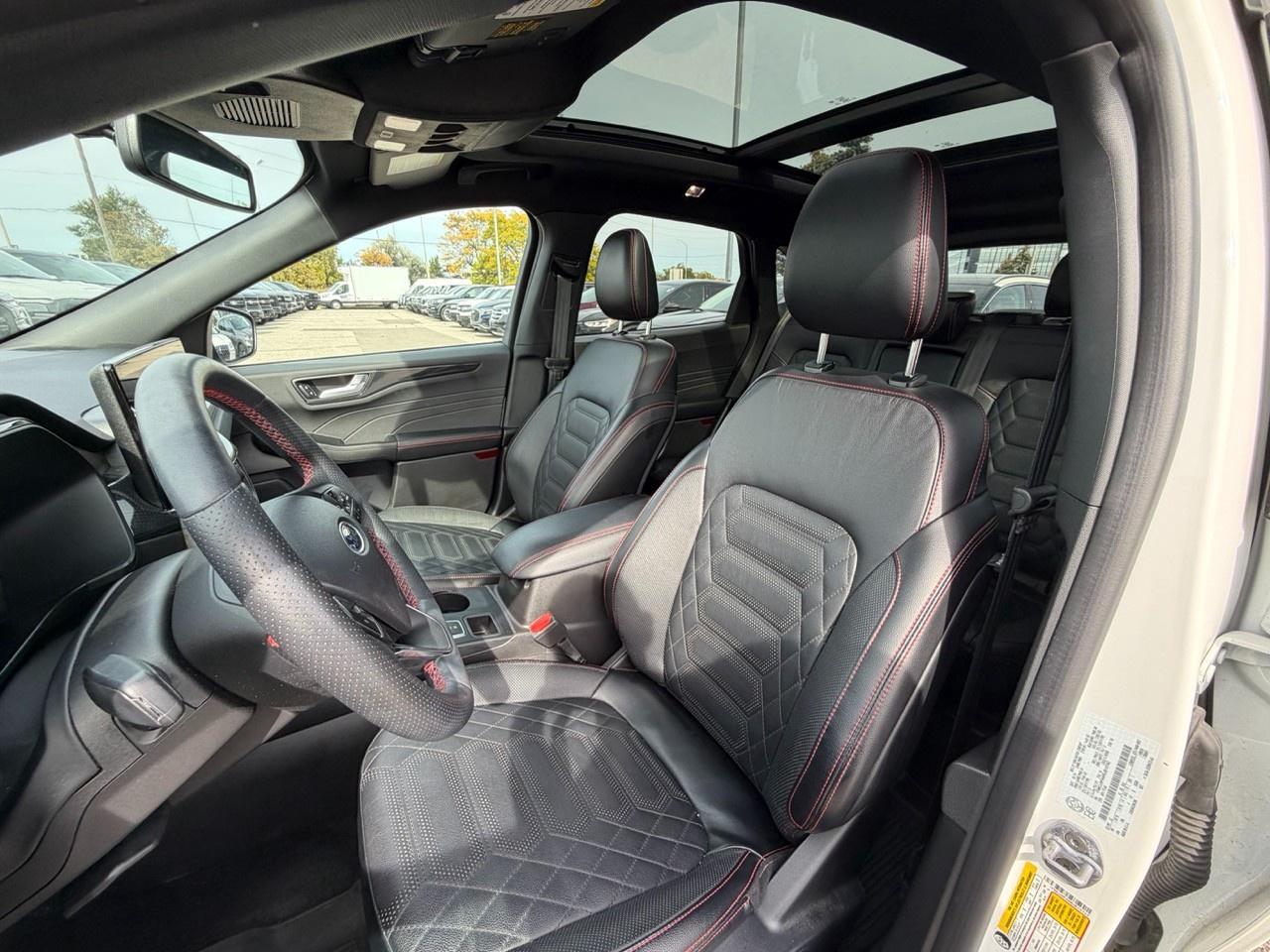 2024 Ford Escape ST-Line Elite 501A|*CPO*|PREM TECHPK|TOW|NAV|NO ACCIDENT|1 OWNER Photo