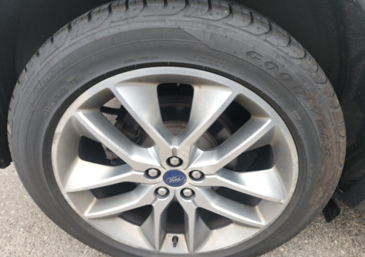 2015 Ford Edge Titanium 201A|TOW|TOURING PK|NAV|16 SVC RECORDS Photo
