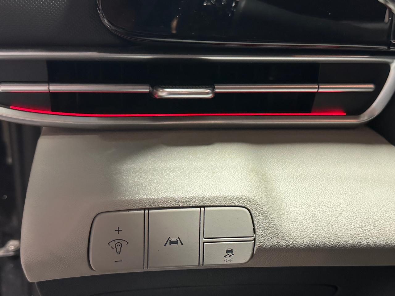 2023 Hyundai Elantra LUXURY | 2-TONE LEATHER | SNRF | | NAVI | ALLOYS | Photo