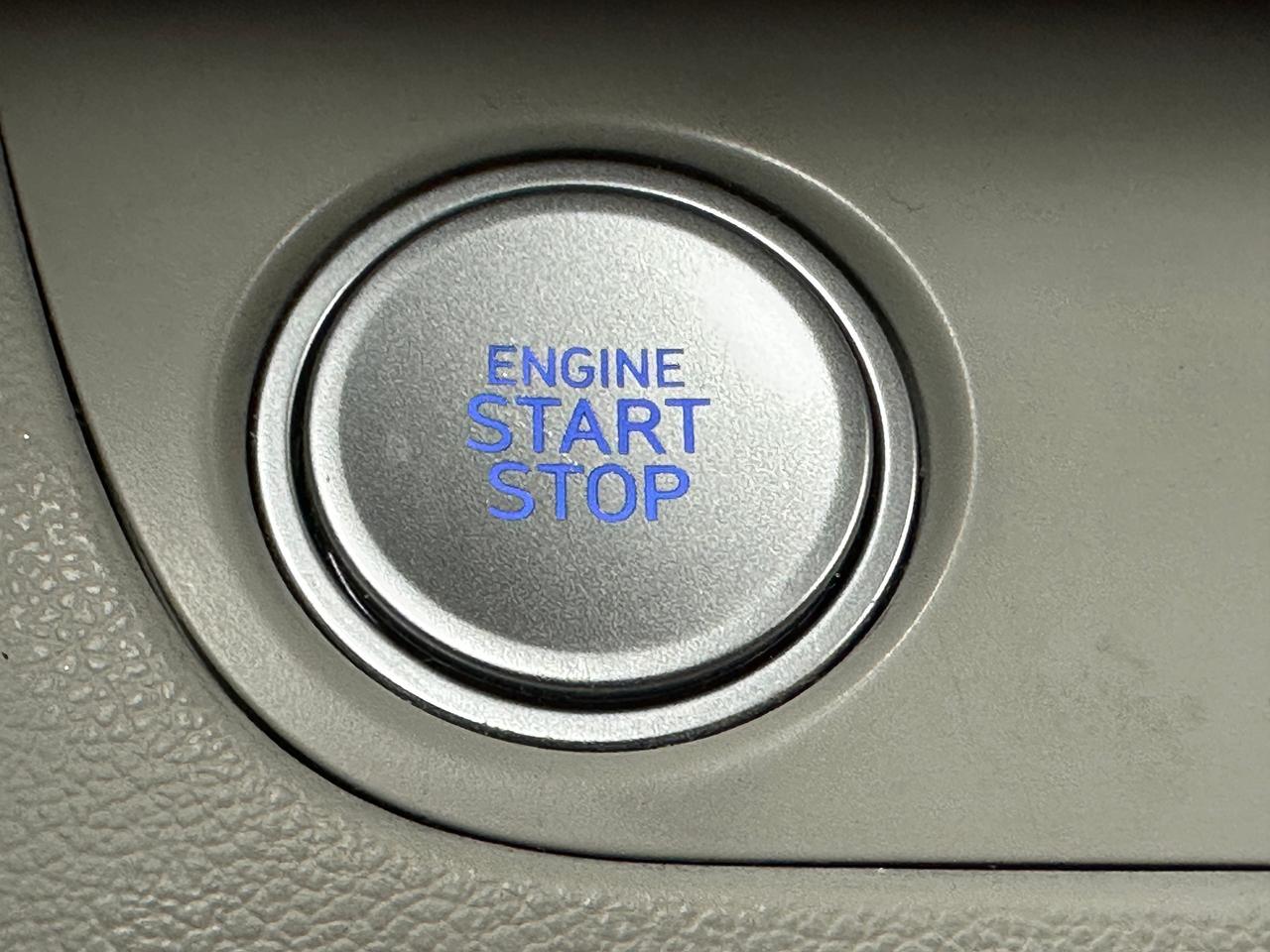 2023 Hyundai Elantra LUXURY | 2-TONE LEATHER | SNRF | | NAVI | ALLOYS | Photo