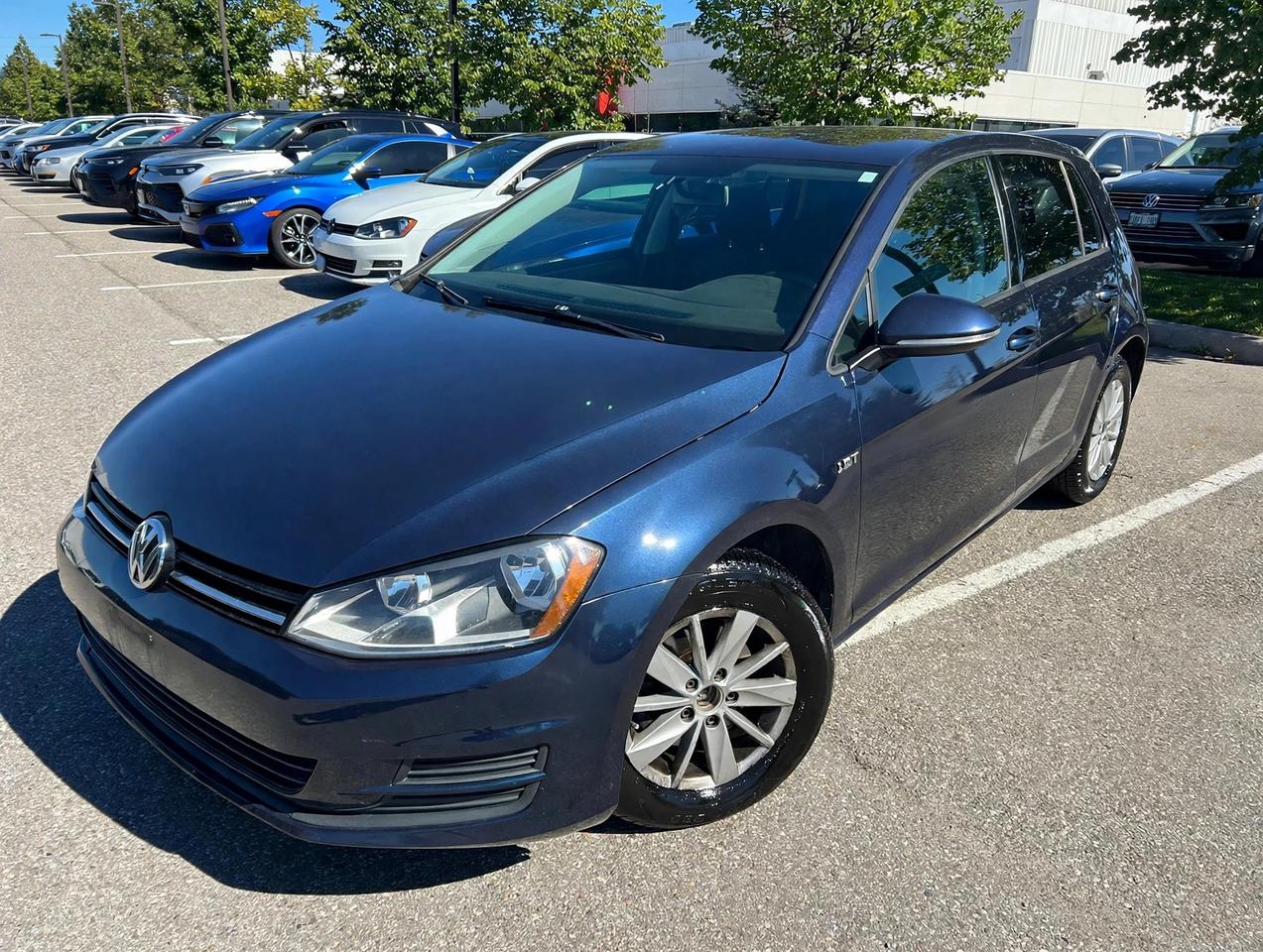 2017 Volkswagen Golf 1.8T Trendline Photo