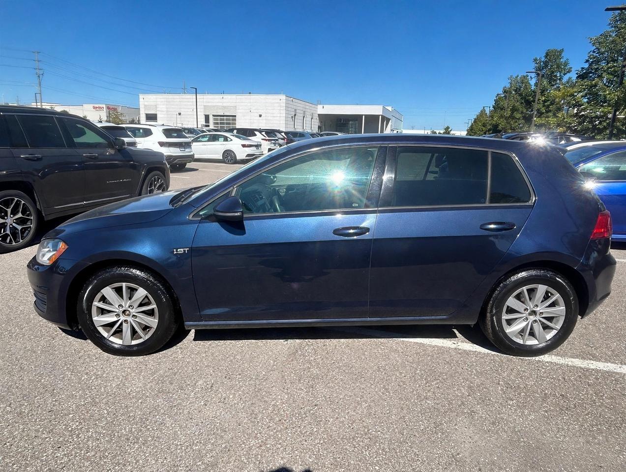2017 Volkswagen Golf 1.8T Trendline Photo4