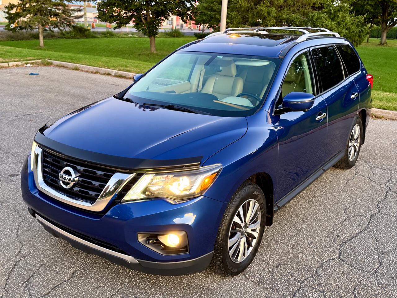 2018 Nissan Pathfinder Fully Loaded- Certified Photo