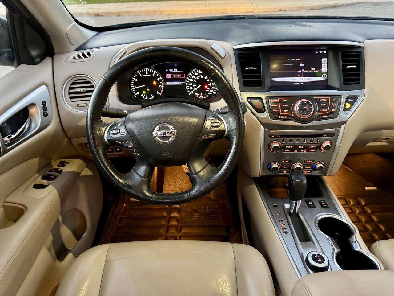 2018 Nissan Pathfinder Fully Loaded- Certified Photo
