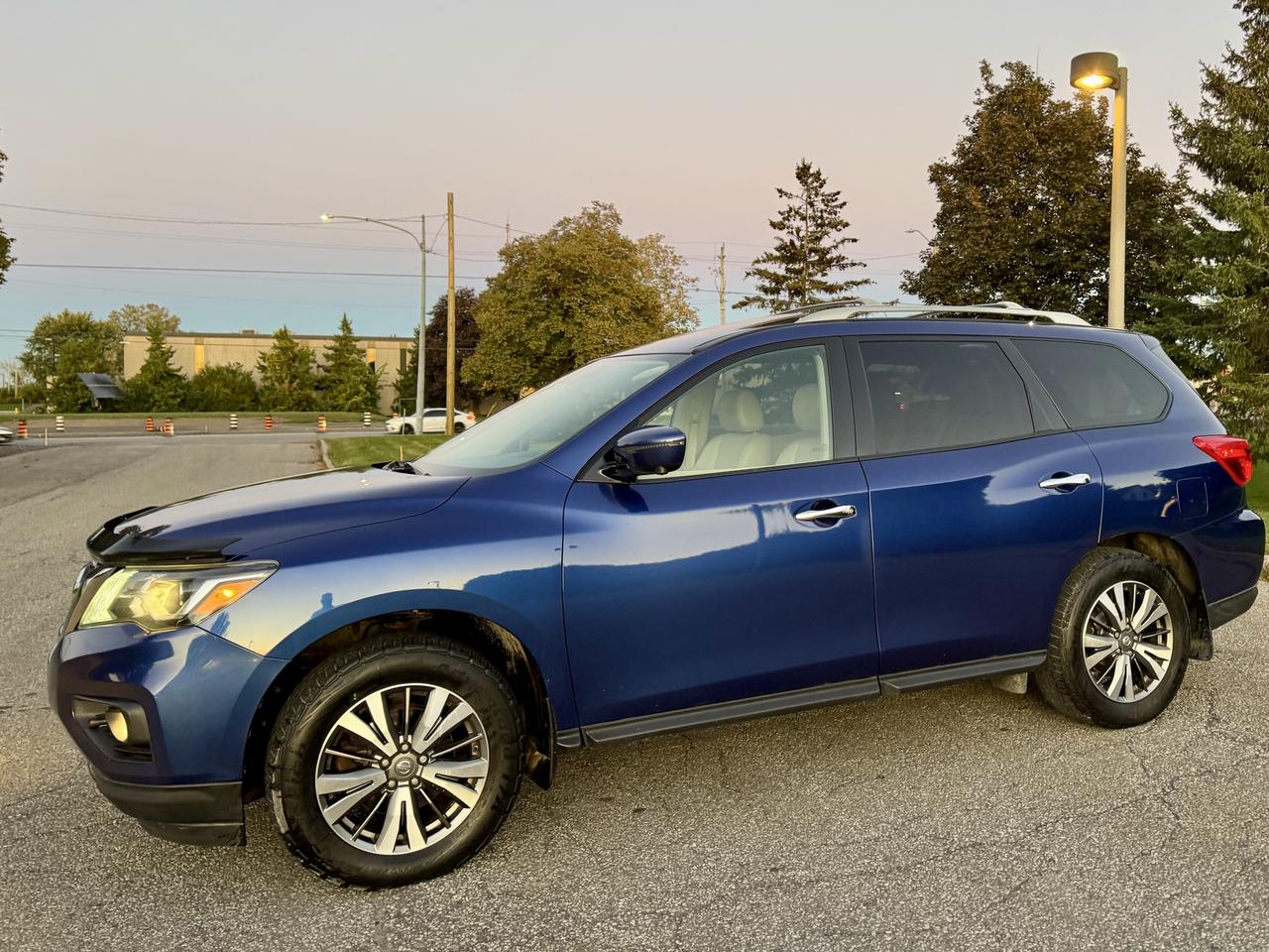 2018 Nissan Pathfinder Fully Loaded- Certified Photo