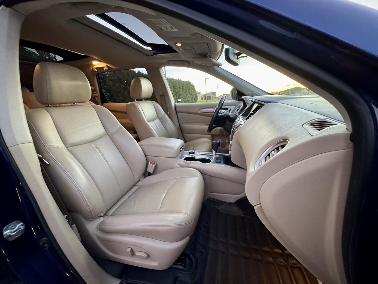 2018 Nissan Pathfinder Fully Loaded- Certified Photo