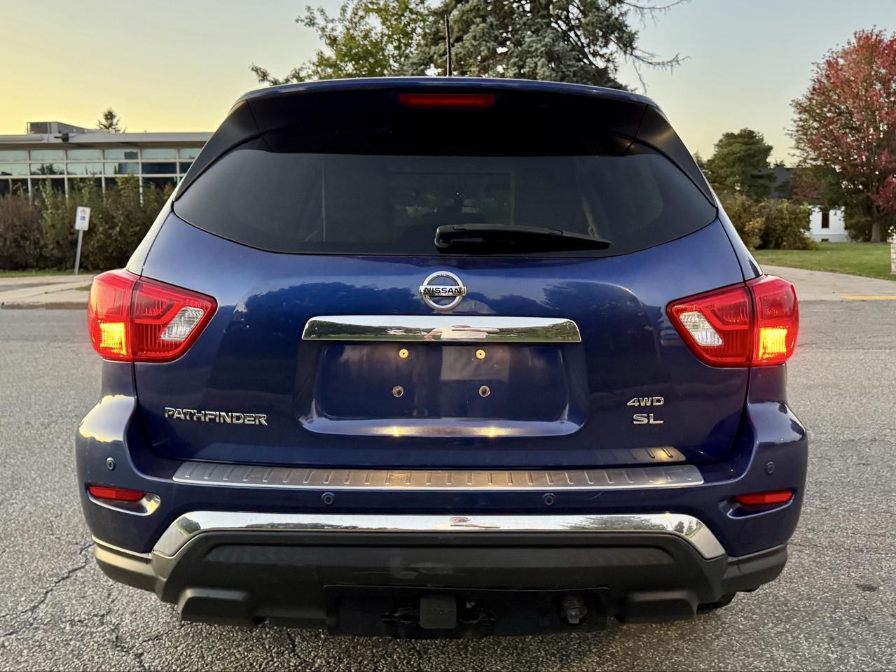 2018 Nissan Pathfinder Fully Loaded- Certified Photo