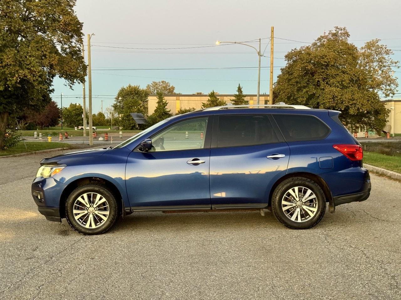 2018 Nissan Pathfinder Fully Loaded- Certified Photo