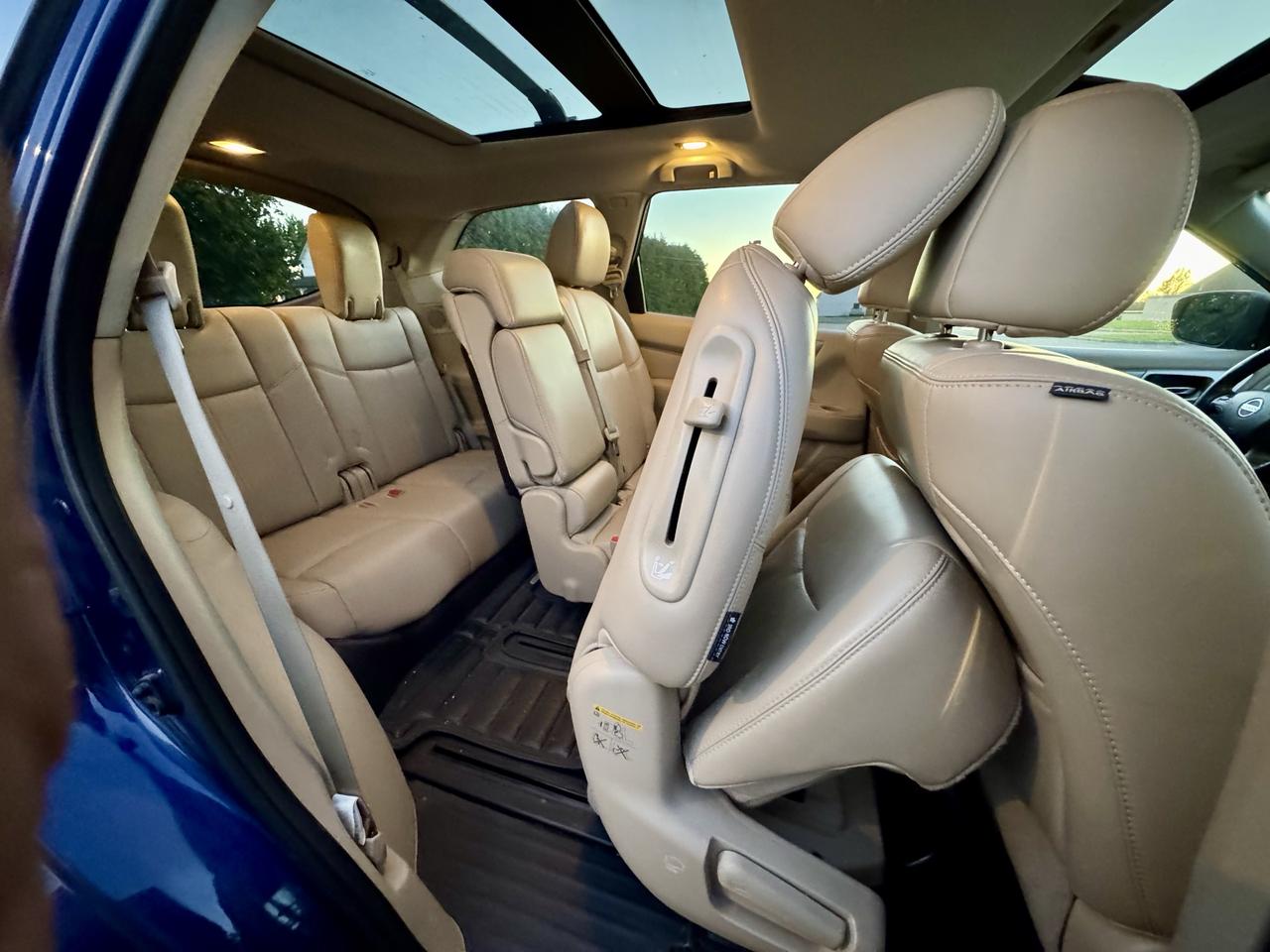 2018 Nissan Pathfinder Fully Loaded- Certified Photo