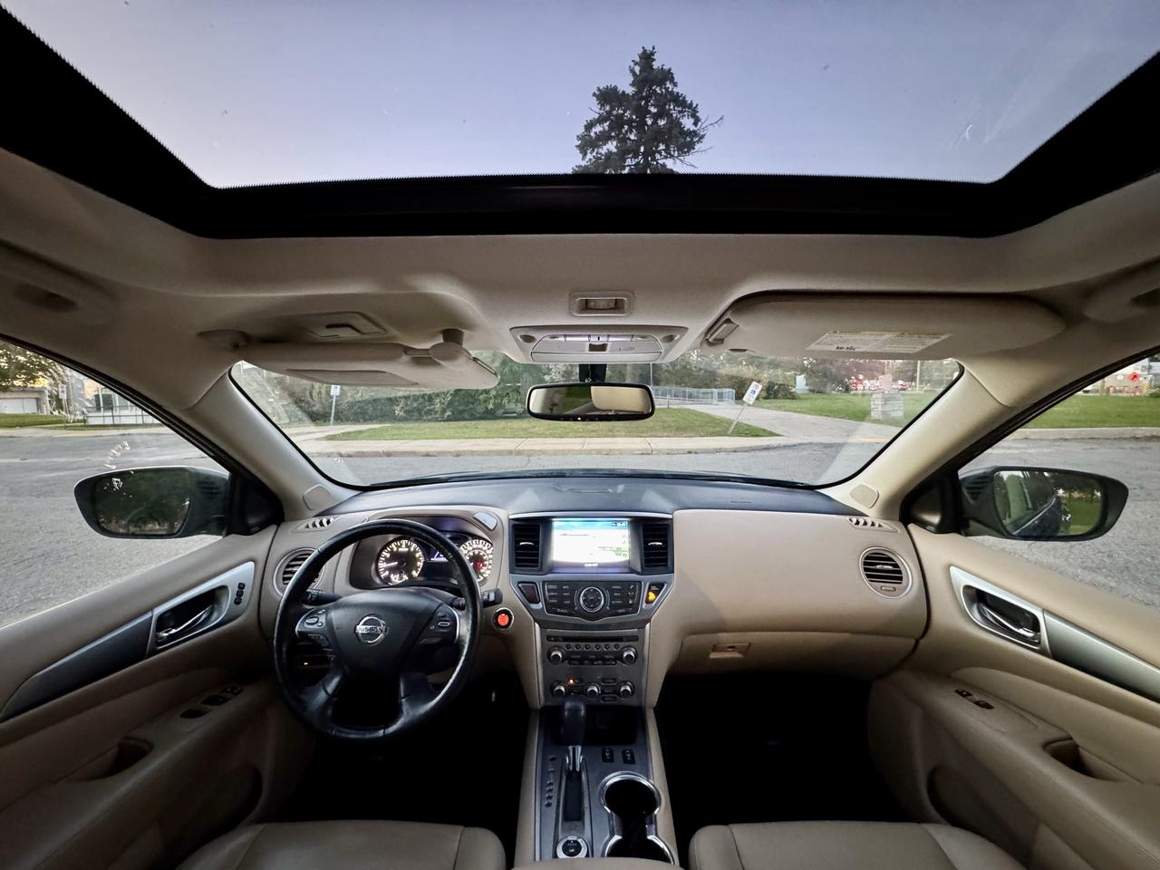 2018 Nissan Pathfinder Fully Loaded- Certified Photo