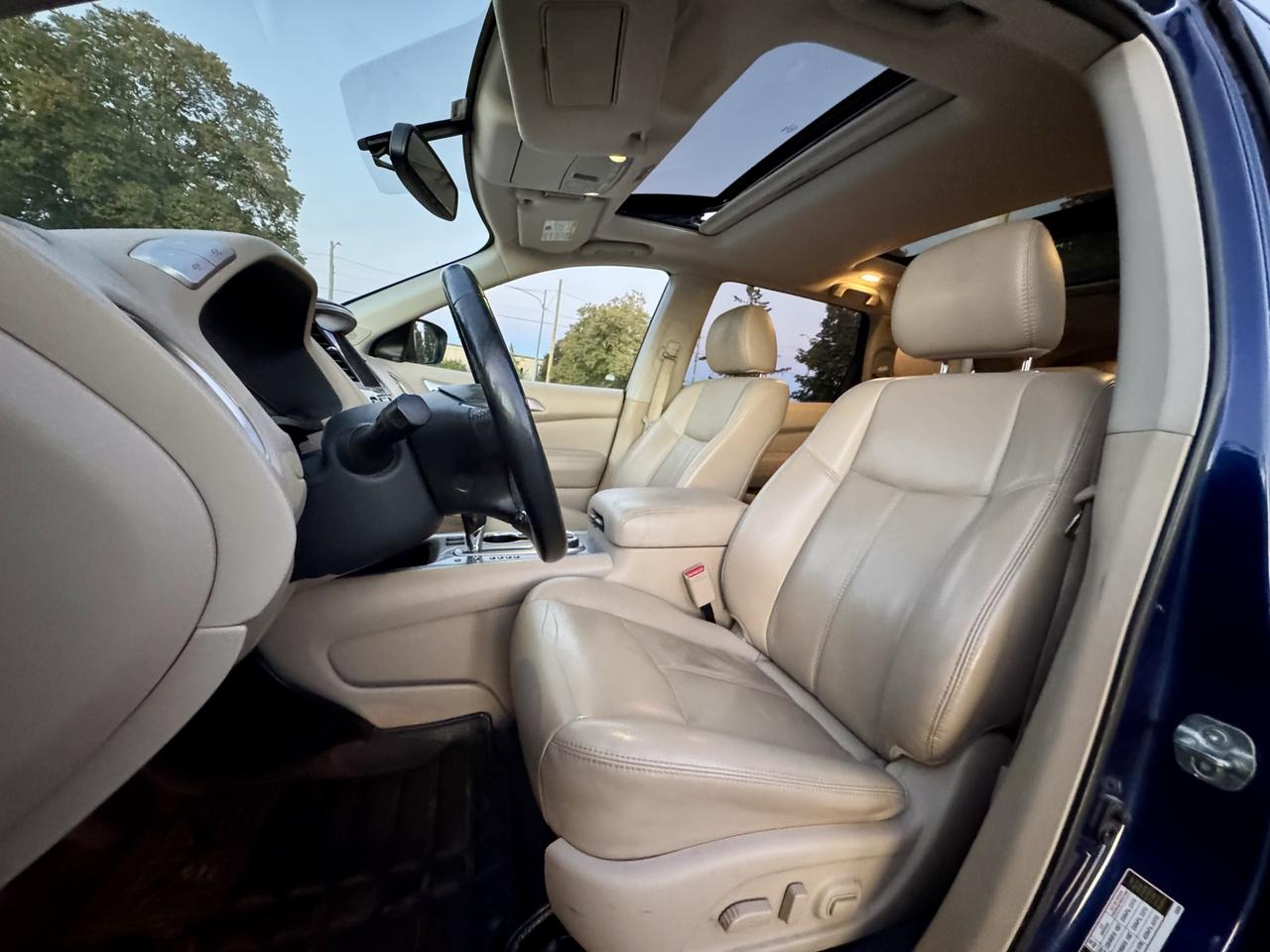 2018 Nissan Pathfinder Fully Loaded- Certified Photo