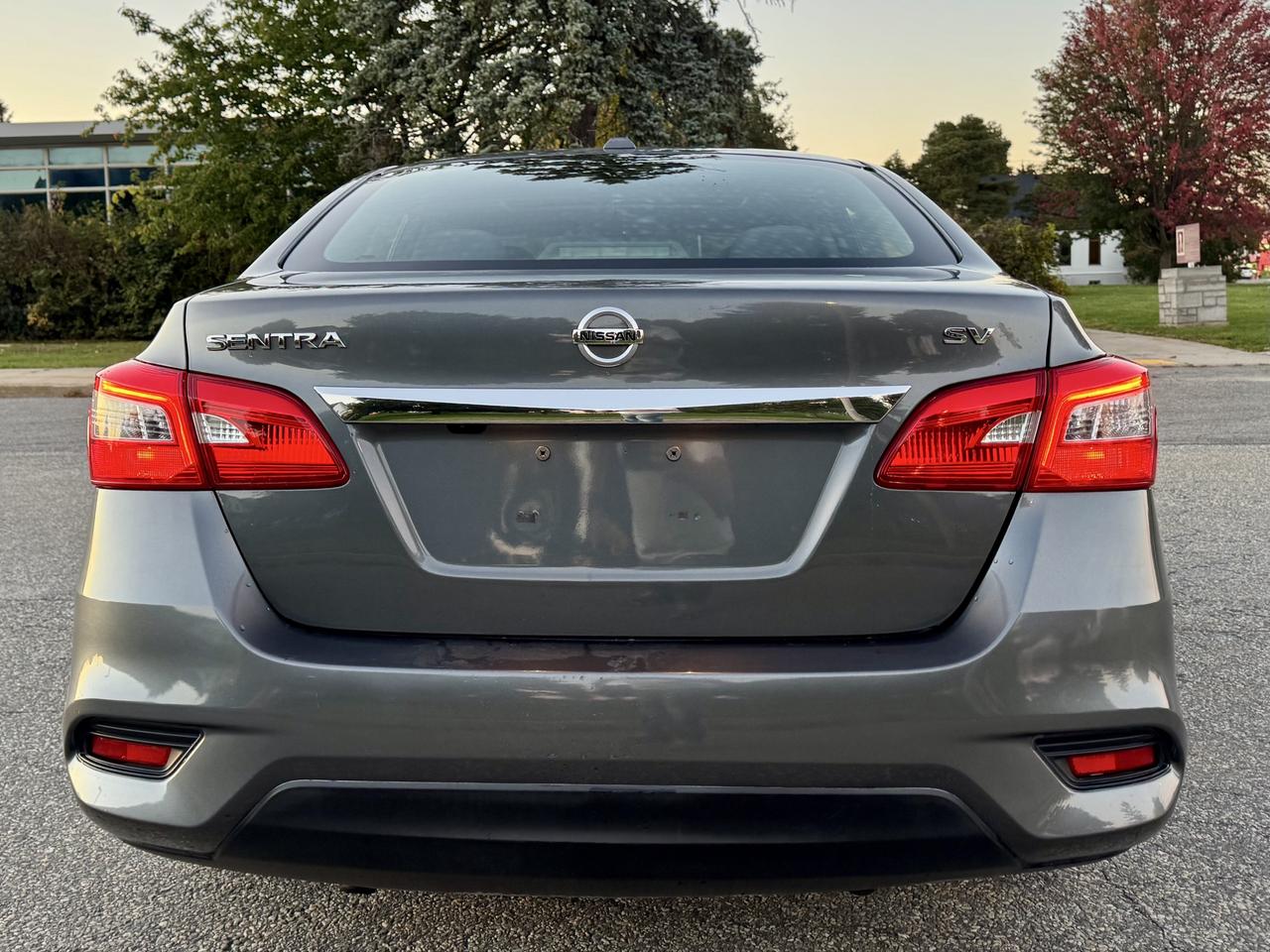2017 Nissan Sentra SV Photo