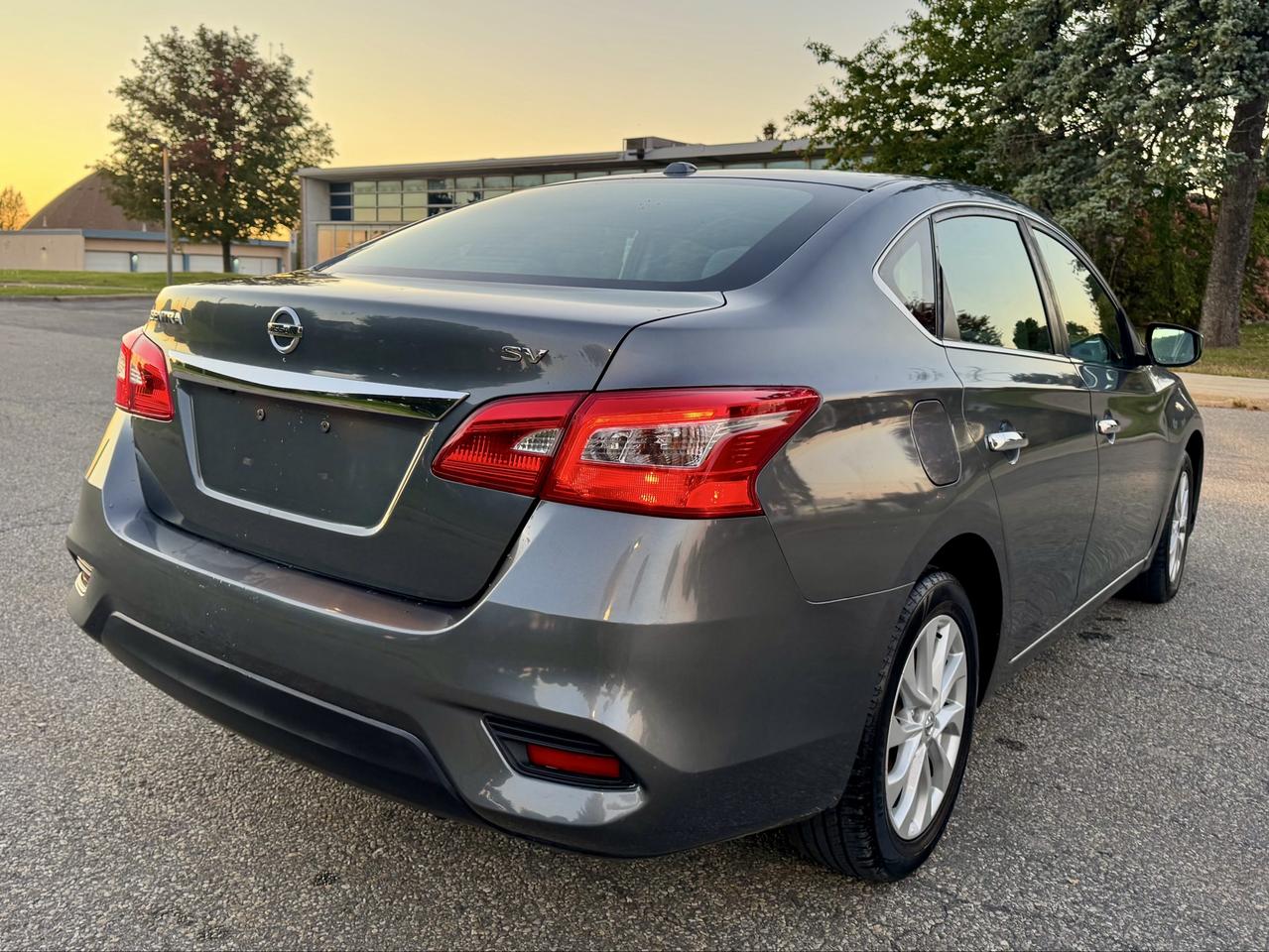 2017 Nissan Sentra SV Photo