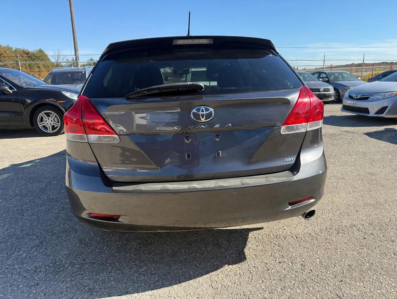 2009 Toyota Venza 4-cylinder AWD Photo