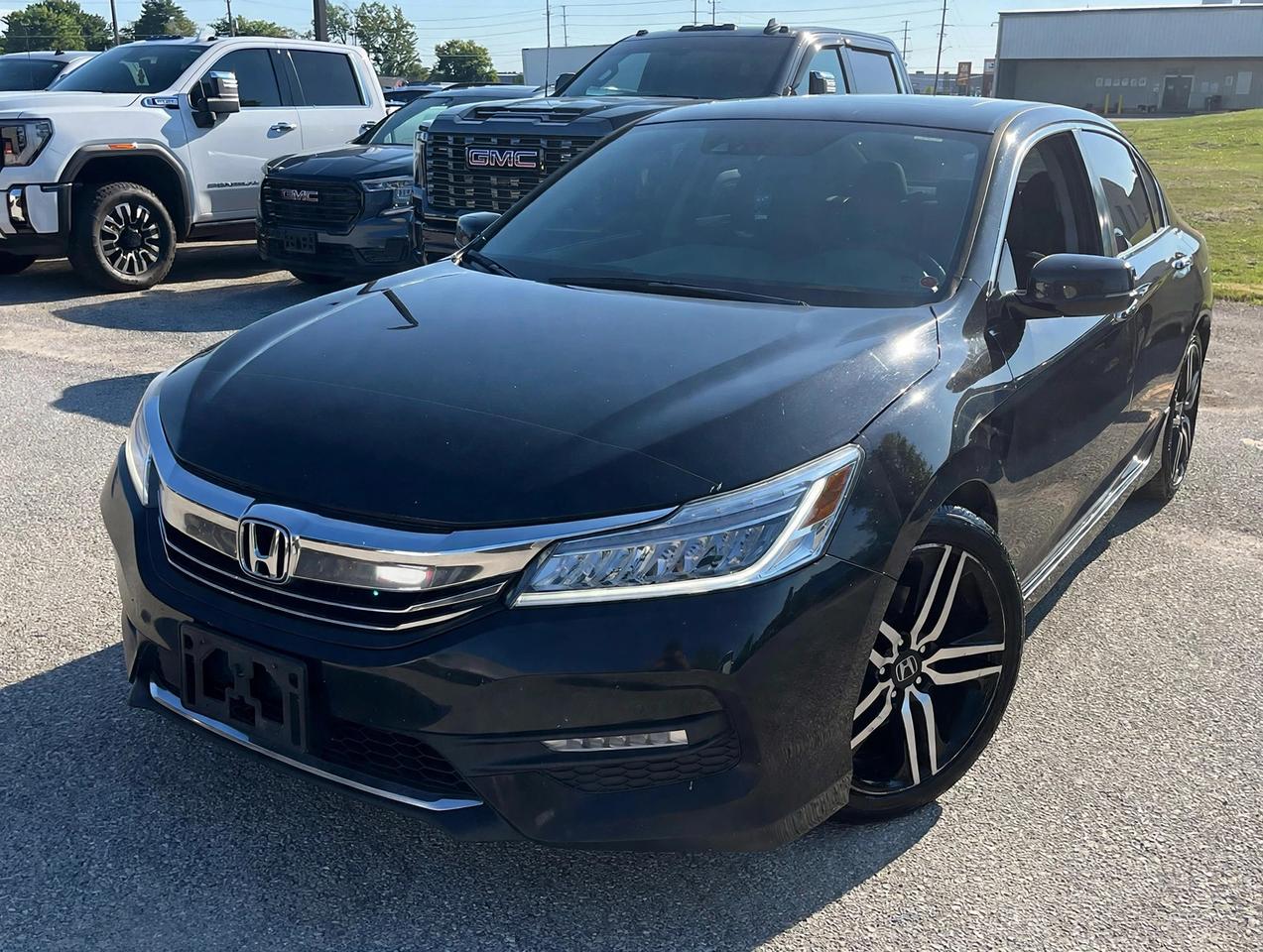 2017 Honda Accord TOURING SEDAN - Photo #1