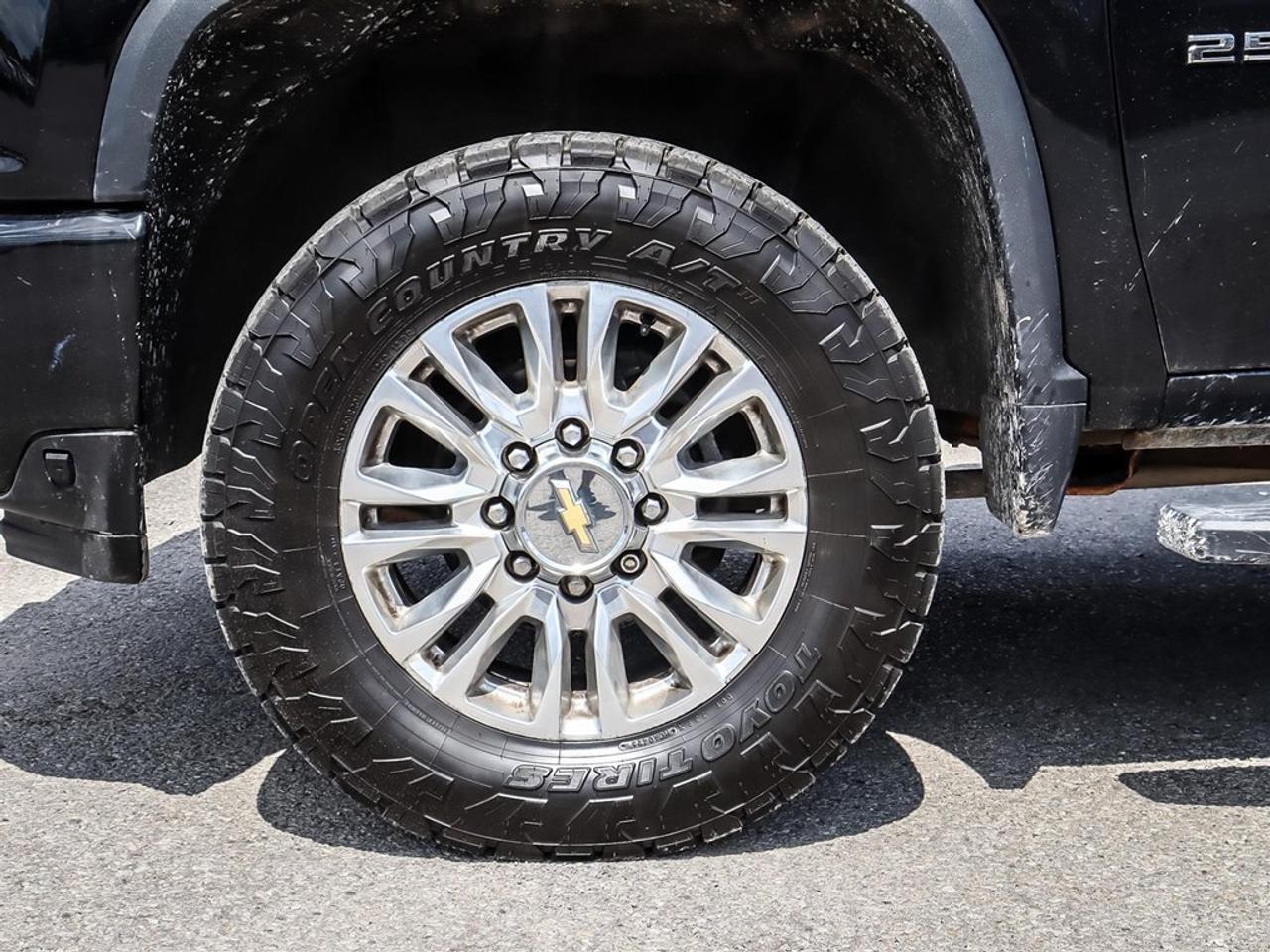 2023 Chevrolet Silverado 2500 HD 4WD Crew Cab 159 High Country Photo