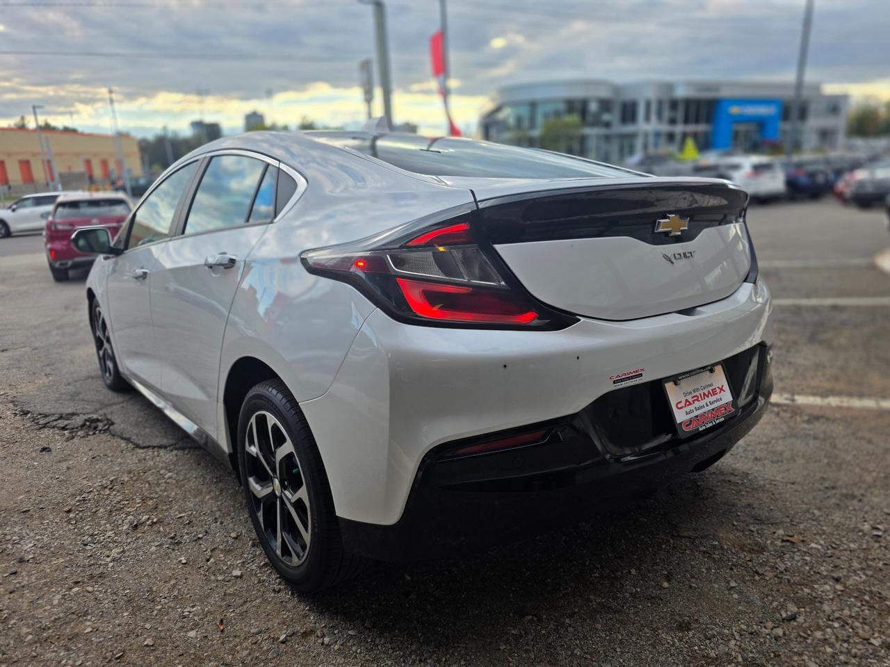 2017 Chevrolet Volt Premier PHEV | LOW KMS | ACCIDENT FREE | ONE OWNER Photo2
