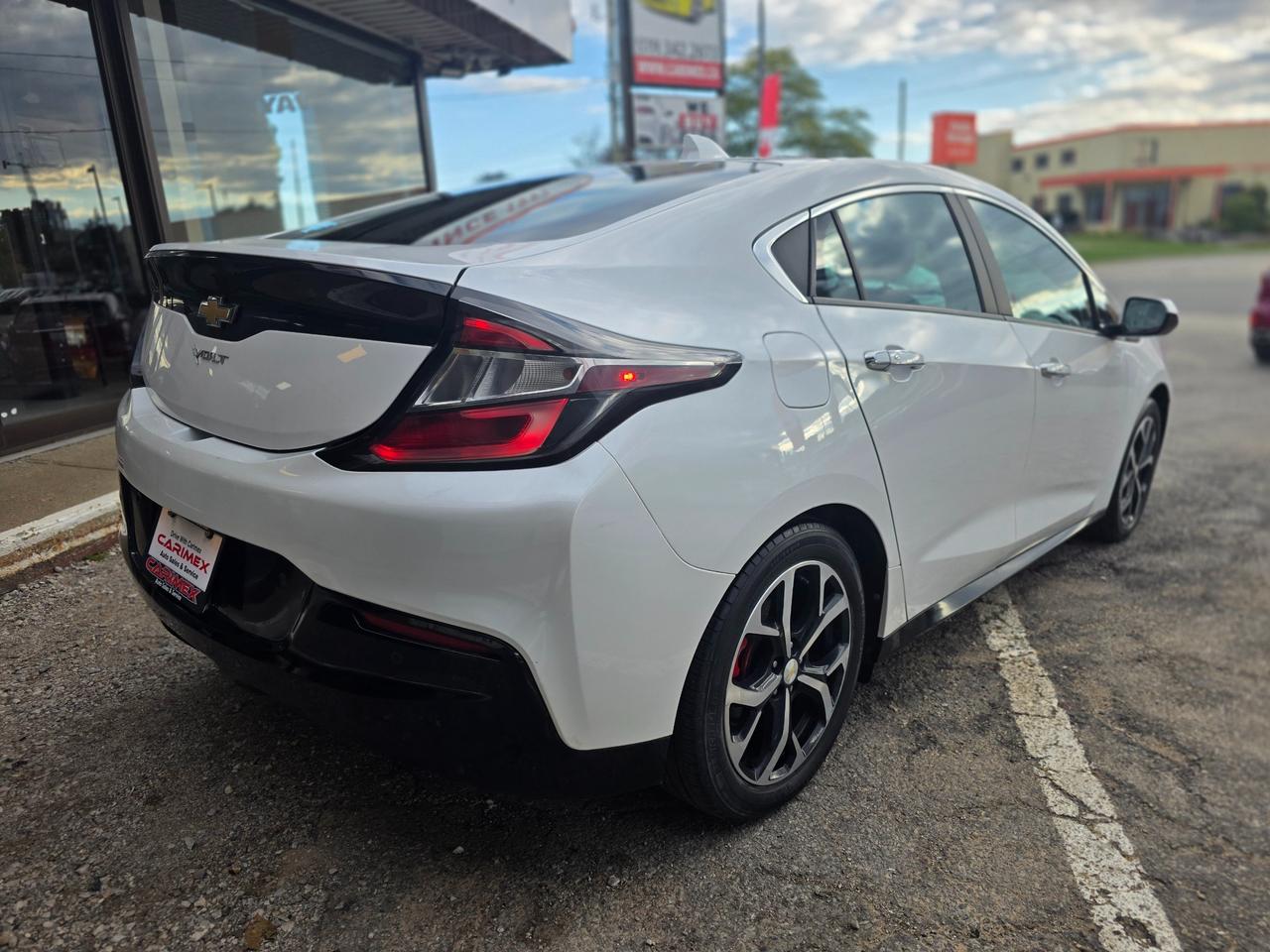 2017 Chevrolet Volt Premier PHEV | LOW KMS | ACCIDENT FREE | ONE OWNER Photo