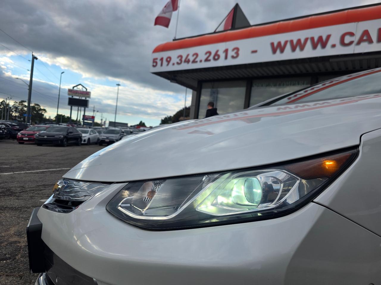 2017 Chevrolet Volt Premier PHEV | LOW KMS | ACCIDENT FREE | ONE OWNER Photo