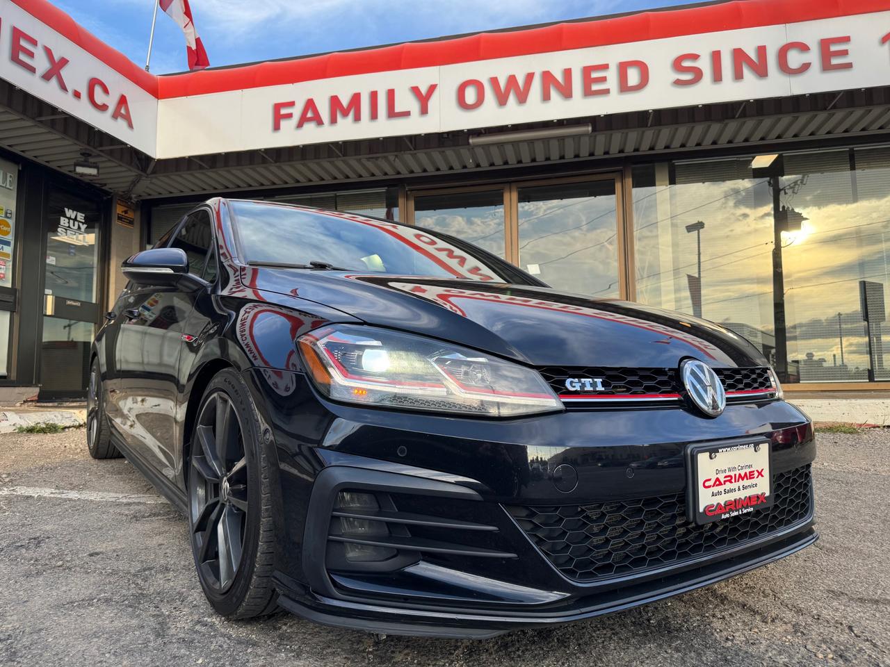 2018 Volkswagen Golf GTI 5-Door Autobahn NEW ARRIVAL | MANUAL | GTI AUTOBAHN Photo