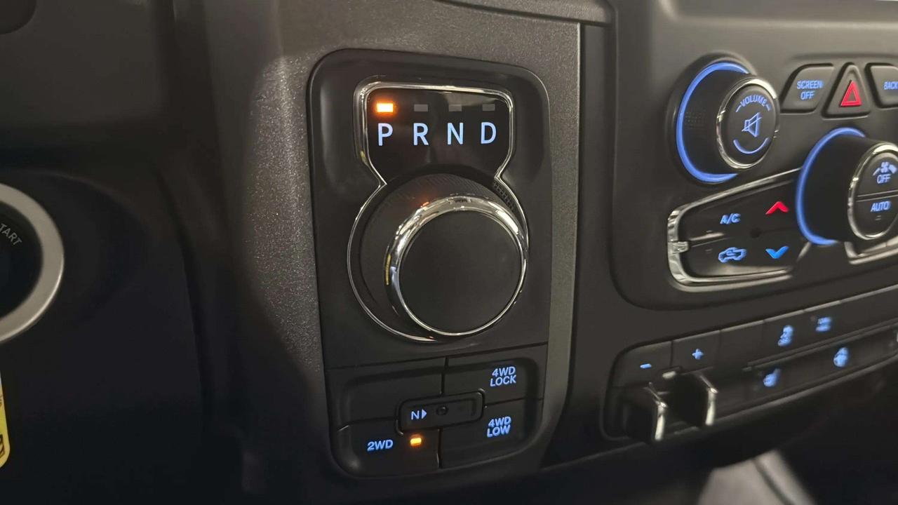 2020 RAM 1500 EXPRESS| CLEAN CARFAX| NIGHT EDITION| HEM| LEATHER Photo