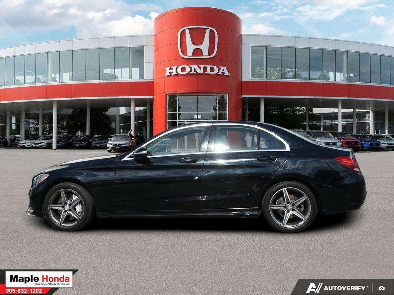 2015 Mercedes-Benz C-Class 4MATIC® Photo2