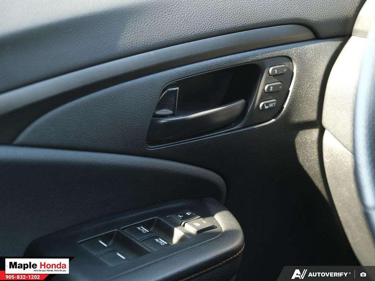 2024 Honda Passport Leather Seats| Apple Car Play| Android Auto| Honda Photo