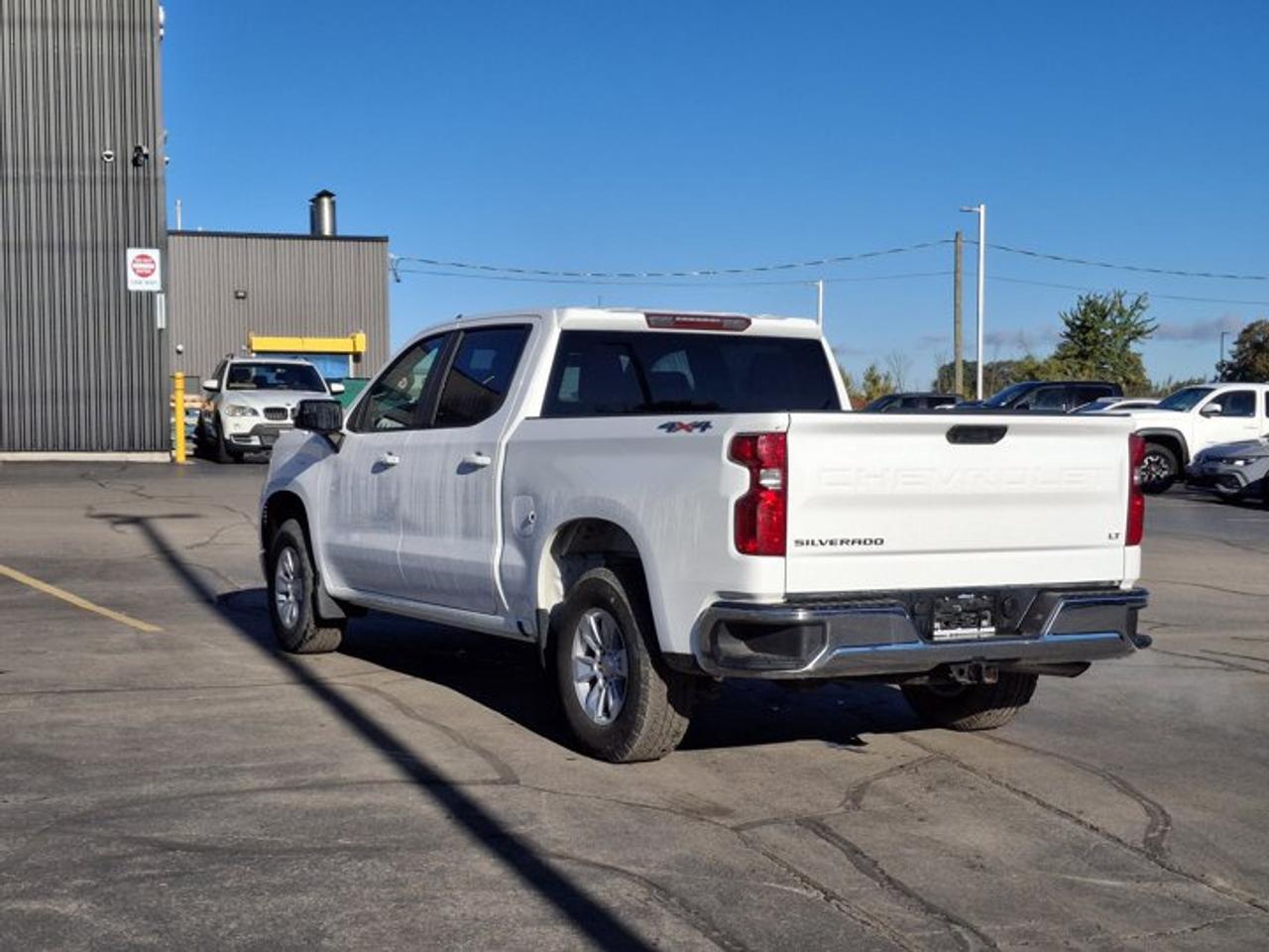 2025 Chevrolet Silverado 1500 LT Crew 4X4 | 5.3L | 5.5' Box | Heated Wheel + Seats | Power Seat | CarPlay + Android | and More ! Photo