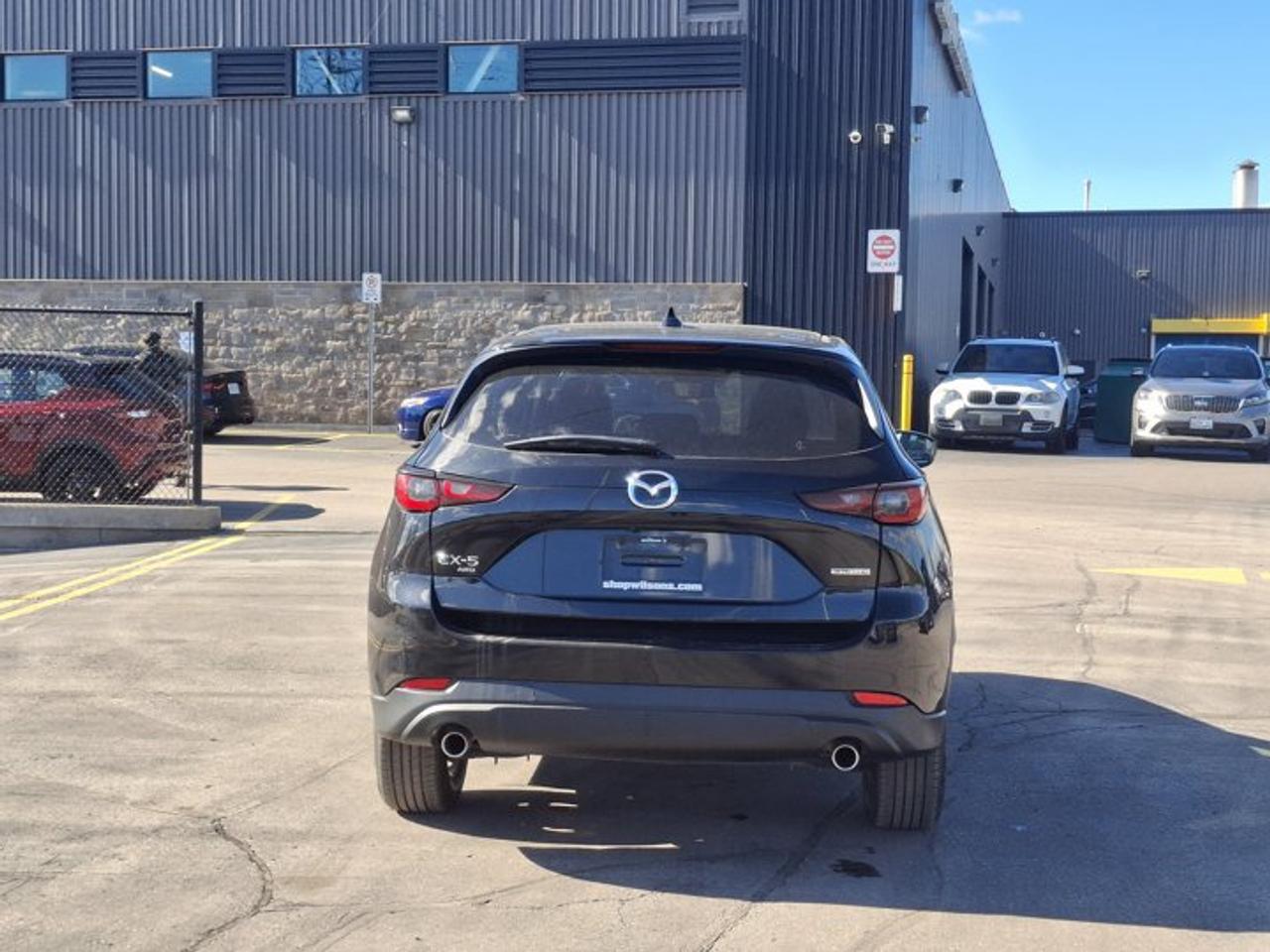 2025 Mazda CX-5 GS AWD | Leatherette | Power Seat | Heated Wheel + Seats | Adaptive Cruise | CarPlay and More ! Photo