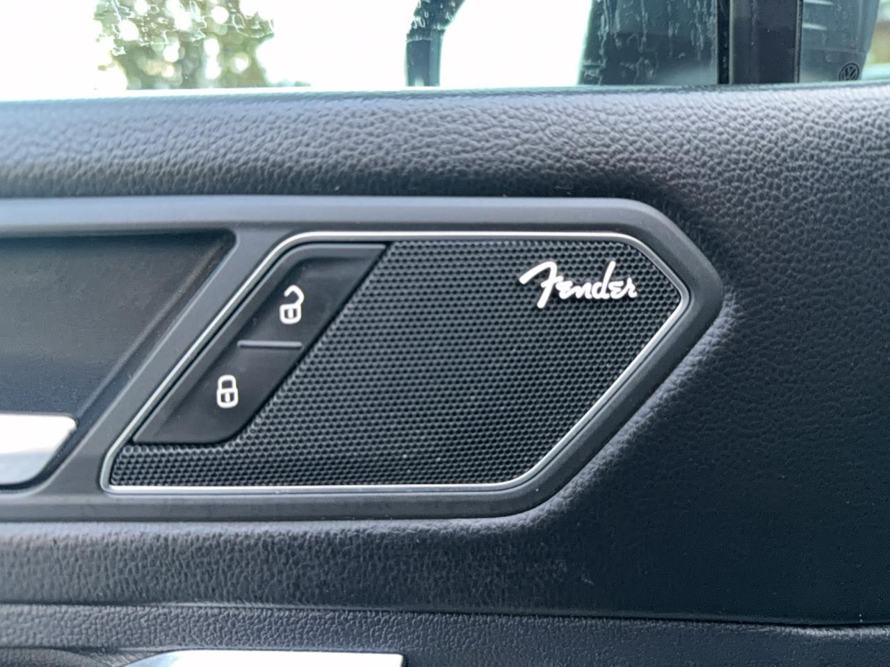 2019 Volkswagen Tiguan HIGHLINE- R-LINE-HEATED LEATHER SEATS-PANOROOF -FENDER AUDIO Photo