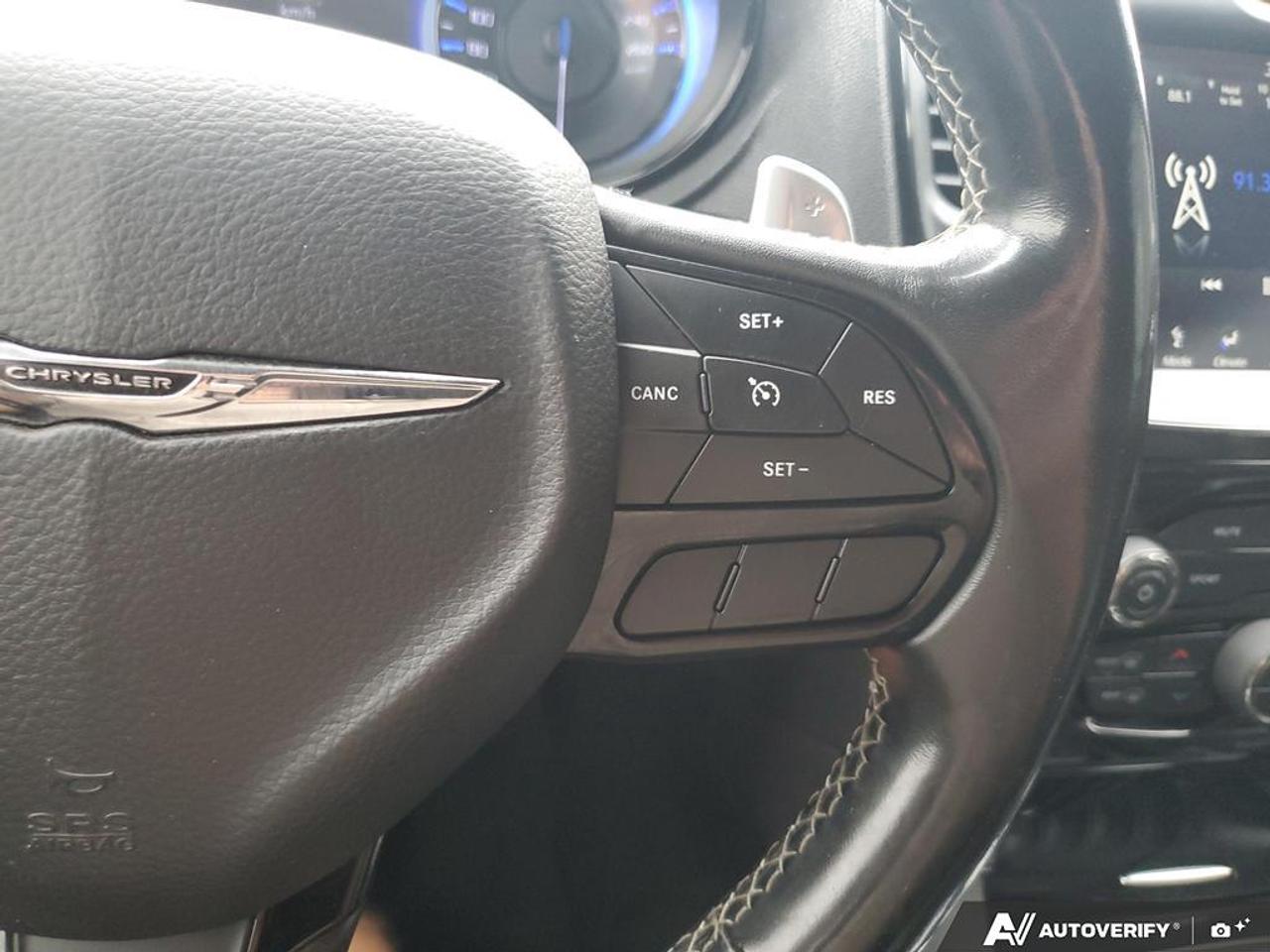 2019 Chrysler 300 300S AWD-REMOTE START-LEATHER-REAR CAMERA-SAT RADI Photo