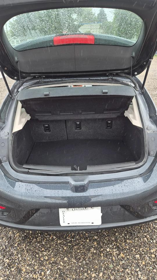 2017 Chevrolet Cruze LT Photo