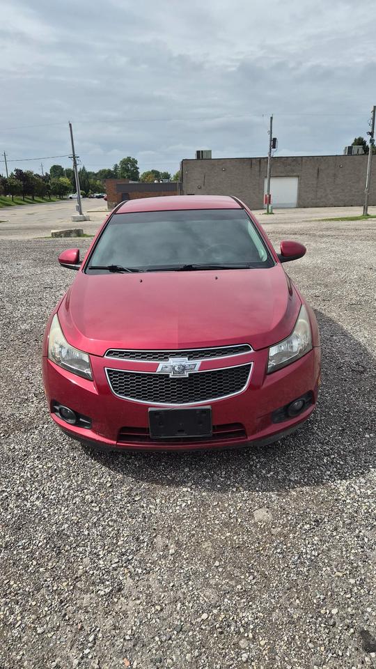 2013 Chevrolet Cruze LT Turbo Photo2