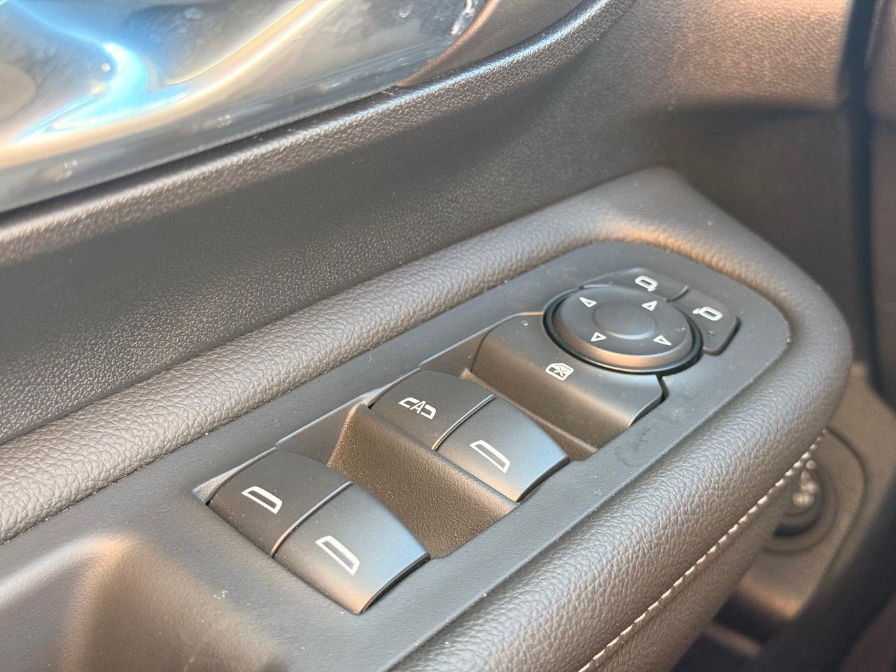 2024 GMC Terrain SLE Photo