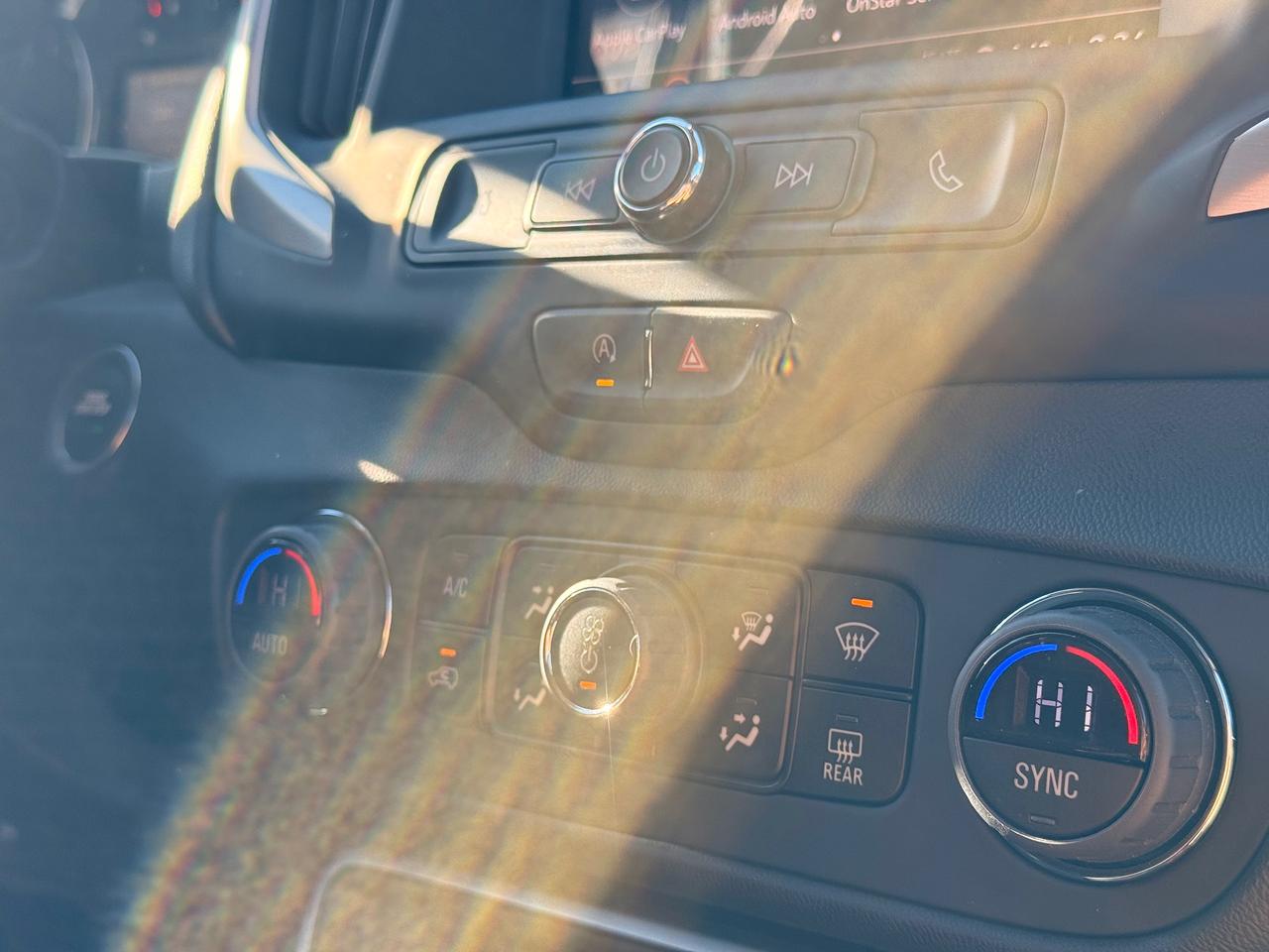 2024 GMC Terrain SLE Photo
